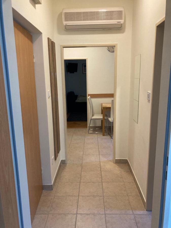 Kuenszler Apartmanhaz Zamardi Luaran gambar