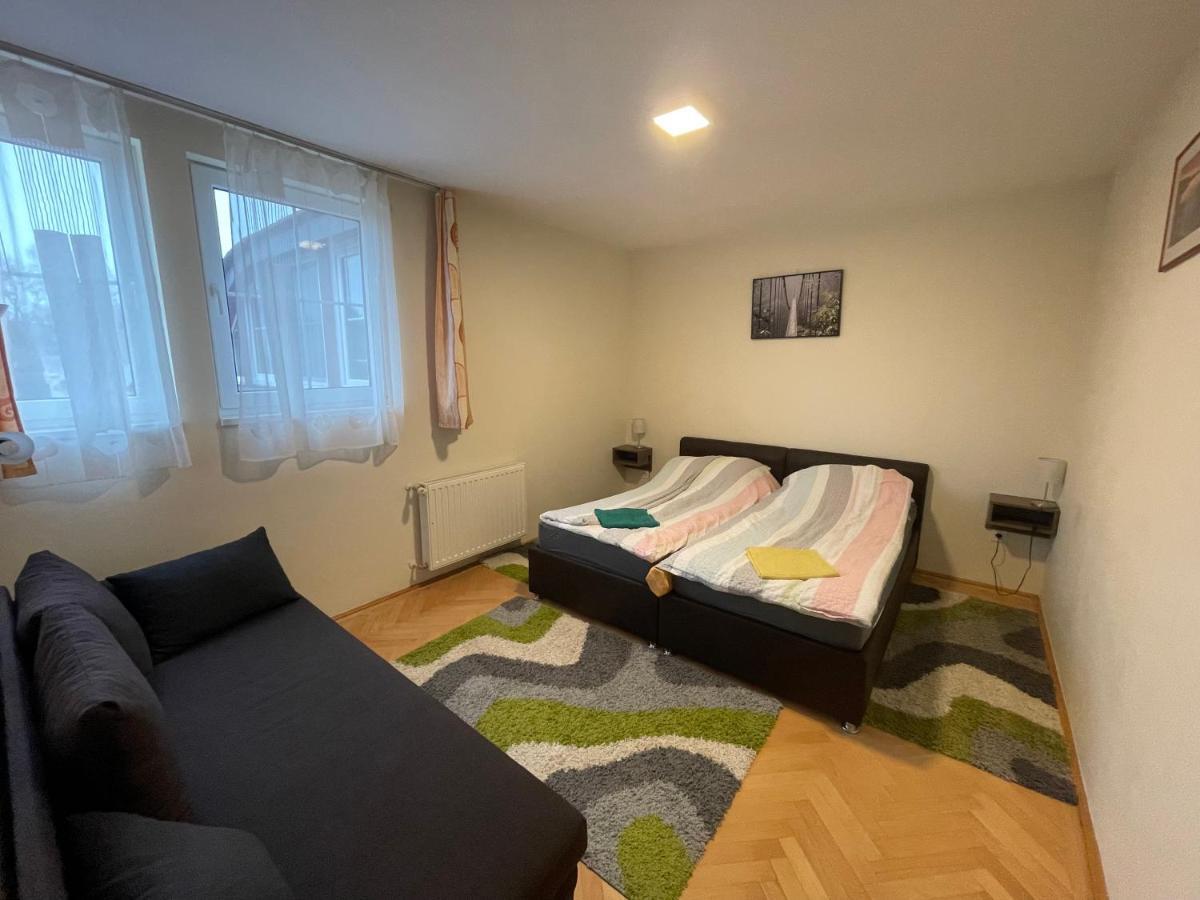 Kuenszler Apartmanhaz Zamardi Luaran gambar