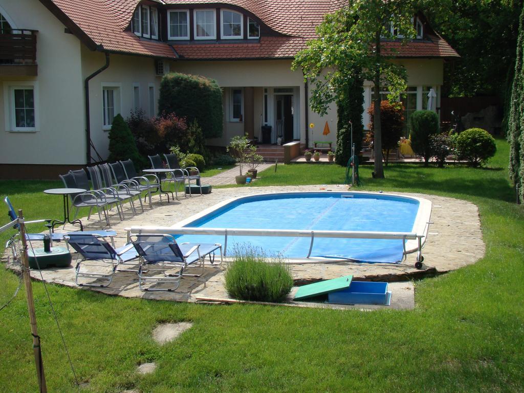 Kuenszler Apartmanhaz Zamardi Luaran gambar